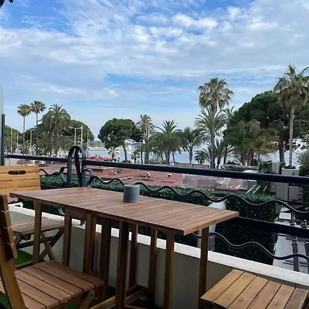 Cannes: Croisette Quartier Martinez - 90m² شقة *